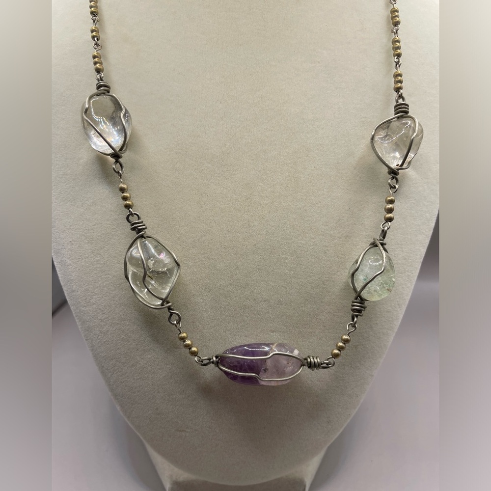 Vintage gold tone wire wrapped quartz stone necklace. 18 inches. Purple center.
